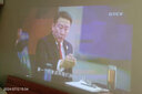 窩窩頭【高清高亮】智能便攜投影儀家用3d商務(wù)辦公白天直投兼容高清內(nèi)置大電池自動對焦長續(xù)航 尊享黑【3倍高亮+自動對焦+真3D+觸控面板】 曬單實(shí)拍圖