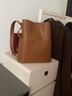 高巴度（GORBADO）新款氣質(zhì)水桶包牛皮女包大包包女單肩包休閑簡(jiǎn)約手提包女 棕色 曬單實(shí)拍圖