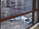 窗戶防冷凝水淌水窗臺(tái)玻璃車(chē)窗鏡子噴霧冬天室內(nèi)車(chē)內(nèi)除霧劑神器 1瓶裝（330毫升大容量） 曬單實(shí)拍圖