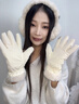 溪谷幽幽羽絨手套女秋冬季加絨加厚防風(fēng)防水東北玩雪開(kāi)車(chē)觸屏保暖騎行手套 米白 【北極絨內里 防風(fēng)防水】 均碼 曬單實(shí)拍圖