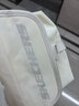 斯凱奇（Skechers）小型郵差包2025新款單肩斜挎包休閑防潑水通勤百搭 淺沙黃色/01LU 均碼 曬單實(shí)拍圖