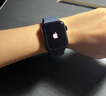 Apple Watch Series 9 (GPS)；41毫米銀色鋁金屬表殼；風(fēng)暴藍(lán)色運(yùn)動型表帶 - S/M MR903CH/A*企業(yè)專享 曬單實(shí)拍圖