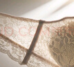 維多利亞的秘密（Victoria's Secret）楊冪田曦薇同款 格蕾絲純欲柔軟文胸法式細肩帶內衣背心夏季上衣 曬單實(shí)拍圖