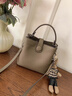 viney牛皮包包女包新款水桶包輕奢單肩手提包生日禮物高級感送女友老婆 【卡其】女生實(shí)用走心 高端品牌小眾通勤休閑 曬單實(shí)拍圖