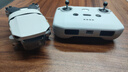 大疆（DJI）Mini 4k 無(wú)人機(jī)入門(mén)級(jí)無(wú)人機(jī)航拍高清專(zhuān)業(yè)迷你長(zhǎng)續(xù)航便攜遙控飛機(jī)航拍機(jī)小型高清旅拍 10 公里新手 大疆Mini 4K 暢飛套（三電池）【送原裝槳?！?標(biāo)配+ 128G 內(nèi)存卡（價(jià)值 曬單實(shí)拍圖