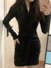 桃伊悠（taoyiyou）半高領(lǐng)辣妹彈力拉鏈緊身針織連衣裙女秋冬包臀收腰后媽短裙小黑裙 黑色 M 曬單實(shí)拍圖