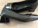 大東秘語(yǔ)粗跟軟皮單鞋女2025新款春秋氣質(zhì)方頭法式淺口方扣中跟職業(yè)高跟鞋 黑色 40 曬單實(shí)拍圖