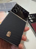罡甲適用三星S24ultra手機殼電鍍素皮拼接創(chuàng  )意s23ultra保護套鏡頭全包心系天下式防摔后殼商務(wù) 【黑】紳士-碳纖紋 SM-S24Ultra 曬單實(shí)拍圖