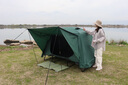 LIVE IN DB帳篷戶外野營(yíng)防雨加厚露營(yíng)雙層防寒釣魚(yú)專用離地帳篷防暴雨單雙人 雙人墨綠色【210*120*120cm】 曬單實(shí)拍圖
