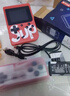 【京東物流】sup掌上游戲機新款復古掌機連電視懷舊經(jīng)典俄羅斯方塊老式便攜迷你psp雙人馬里奧 紅色 400游戲主機-雙電池-充電線(xiàn)-av線(xiàn)3米-手柄 曬單實(shí)拍圖