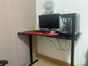 杰妮卡智能升降電腦桌家用辦公書(shū)桌碳纖維臺式電腦桌燈光氛圍電競游戲桌 未來(lái)裝甲-碳纖維 【單電機】140*70 曬單實(shí)拍圖