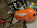 李寧（LI-NING）游泳浮力袋 跟屁蟲雙氣囊浮漂 浮標(biāo)救生安全雙氣囊儲物游泳裝備 LNQS008-1橙色 曬單實拍圖