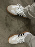 阿迪達(dá)斯 （adidas）德訓(xùn)鞋女鞋男鞋 25夏季新款情侶T頭鞋輕便板鞋減震透氣低幫休閑鞋 經(jīng)典白黑/熱推款/ 曬圖返10元 42 (260mm) 曬單實(shí)拍圖