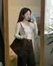 嬌茹妮2025設(shè)計(jì)感小眾V領(lǐng)長(zhǎng)袖T恤女春秋內(nèi)搭短款打底衫美式辣妹修身上衣 杏色 L 曬單實(shí)拍圖
