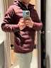 MONTANE盟泰恩COMPOSITE男款抓絨拼接連帽羽絨服保暖戶外防寒750蓬羽絨衣 DARK GARNET 暗紫 M 曬單實拍圖