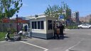 道瑪金屬雕花板崗?fù)け０餐?hù)外停車(chē)場(chǎng)收費(fèi)亭小區(qū)幼兒園門(mén)衛(wèi)移動(dòng)保安亭 預(yù)付訂金（聯(lián)系客服） 曬單實(shí)拍圖