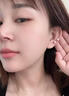 戚小米S999純銀淡水珍珠耳釘女養耳洞足銀耳環(huán)簡(jiǎn)約后掛式耳飾防丟設計 珍珠耳釘一對【999足銀】 曬單實(shí)拍圖