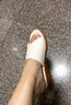 百麗尚熙外穿拖鞋女夏季新款軟皮舒適涼鞋時(shí)尚坡跟厚底防滑媽媽百搭涼拖鞋 米色 37 曬單實(shí)拍圖