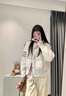 妍莉芬（yanlifen）白色休閑羽絨棉服女2025年冬季新款短款羽棉襖絨服女立領(lǐng)棉衣外套 白色 S 曬單實(shí)拍圖