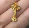 千葉珠寶黃金如意吊墜鑲嵌瑪瑙金禧如意金吊墜送媽媽老婆生日禮物計價(jià) 黃金吊墜/支持多退少補 金重約1.93g/含工費 曬單實(shí)拍圖
