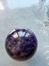 晶凰之羽天然紫水晶球擺件夢(mèng)幻紫色水晶原石礦手工打磨商鋪客廳辦公桌擺件 直徑5厘米 曬單實(shí)拍圖