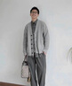 名創(chuàng  )優(yōu)品（MINISO）v領(lǐng)開(kāi)衫毛衣男女款秋季情侶日系休閑針織衫設計感毛線(xiàn)衣 淺灰 L 曬單實(shí)拍圖