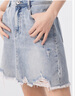 森馬（Semir）森馬牛仔半身裙女磨破毛邊a字裙個(gè)性炸街夏季復古做舊短裙百搭潮 牛仔中藍0820 155/62A/S 曬單實(shí)拍圖