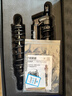 歐老師ET倒置后減震小牛U+ U2 3 NXT九號機械師F2Z F90 MZ MMAX2 90 110 DZ110改裝真氣瓶后避震器 ET黑色290mm減震一對【可換叉頭】 曬單實(shí)拍圖