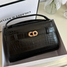CHARLES&KEITH鱷魚紋凱莉包手提斜挎婚包包女包生日禮物CK2-50270880-1 Black黑色 S 曬單實拍圖