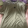 adidas綜合訓練速干修身運動(dòng)健身圓領(lǐng)短袖T恤男夏季阿迪達斯 銀灰紫羅蘭   XL 曬單實(shí)拍圖