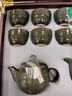 見(jiàn)智景德鎮功夫茶具套裝家用輕奢高檔陶瓷辦公室用泡茶壺茶杯整套禮盒 龍泉窯17頭刻畫(huà)款【送六君子】 【高端禮盒-送禮有面】 曬單實(shí)拍圖