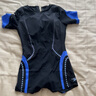 速比濤（Speedo）泳衣女電氣矩陣黑標Hero5.0鯊魚皮競速溫泉短袖平角連體泳衣 38 曬單實拍圖