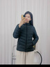 波司登25年秋季羽絨服90絨女士修身短款休閑輕薄立領(lǐng)送禮物外套 曬單實(shí)拍圖