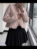 艾柔丹春秋季新款小香風(fēng)氣質(zhì)短外套女長(zhǎng)袖百搭名媛風(fēng)短款粗花呢上衣女裝 杏色 M 曬單實(shí)拍圖