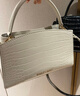 CHARLES&KEITH鱷魚(yú)紋凱莉包手提斜挎婚包包女包生日禮物CK2-50270880-1 Ivory象牙色 S 曬單實(shí)拍圖