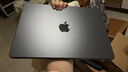 Apple/蘋(píng)果AI筆記本/MacBookPro14英寸M4(10+10核) 24G 1T深空黑色筆記本電腦MCX04CH/A 曬單實(shí)拍圖