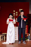 纖縷法式白色一字肩輕婚紗高級緞面新娘結(jié)婚迎賓出門紗宴會敬酒晚禮服 白色拉鏈款 現(xiàn)貨 L 曬單實拍圖