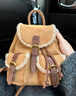 UR復古學(xué)院風(fēng)毛絨雙肩包2025秋冬新款休閑羊羔毛背包大容量通勤書(shū)包 奶杏棕 曬單實(shí)拍圖