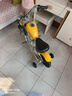萌嘟嘟兒童電動(dòng)摩托車(chē)兩輪哈雷復古男女寶寶充電玩具車(chē)可坐大人暴風(fēng)騎士 黃色：全功能+渡光車(chē)架+加大鋰電 曬單實(shí)拍圖