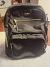 途明（TUMI）VOYAGEUR系列女士尼龍雙肩包時(shí)尚簡(jiǎn)約旅行背包 大號黑金/0196300D 曬單實(shí)拍圖