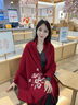 上海故事100%羊毛披肩女刺繡圍巾兩用女友羊毛圍巾保暖冬絨送閨蜜媽媽禮物 紅色 曬單實拍圖
