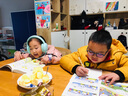 名瑞手表兒童表學(xué)生防水時(shí)尚簡(jiǎn)約電子表女生可愛(ài)指針式男孩考試石英表 紫色 曬單實(shí)拍圖