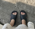 izt超輕高彈一字拖超臨界拖鞋夏季新款透氣輕盈鞋廚房浴室居家鞋防滑 黑色 40-41 曬單實(shí)拍圖
