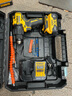 得偉（DEWALT）DCB182/184/203/183/127-A9鋰電池原裝鋰電鉆扳手電錘角磨機(jī)配件 曬單實(shí)拍圖