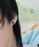 彩萊婭黑色杠鈴耳釘男士潮流小眾個(gè)性啞鈴耳骨釘女經(jīng)典簡(jiǎn)約百搭螺絲耳環(huán) 10mm一對 曬單實(shí)拍圖