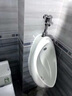 TOTOI小便斗UW904HB掛墻式陶瓷家用便池璧掛尿斗節(jié)水型防臭墻排小便器 UW904小便斗+手按閥沖水墻排 免費送貨上門 曬單實拍圖