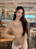 LDBE長(cháng)袖T恤女2025新款內搭打底衫熱辣美式春季修身性感不規則上衣服 燕麥色 L 曬單實(shí)拍圖