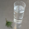 肖特圣維莎（SCHOTT ZWIESEL） 德國進(jìn)口無鉛水晶玻璃水杯 泡綠茶杯牛奶杯果汁飲料啤酒杯大容量 薈萃水杯390ml 曬單實(shí)拍圖