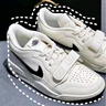 耐克（NIKE）AJ女鞋低幫運動板鞋休閑訓練籃球鞋 HV1807-101 白色 37.5 曬單實拍圖