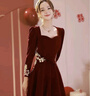 皮爾卡丹（pierre cardin）23年新款敬酒服新娘紅色結婚冬季高端絲絨訂婚禮服裙長(cháng)袖感秋冬女 酒紅色 S 曬單實(shí)拍圖